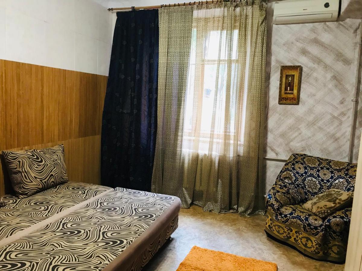 1 Room Apartment Odessa Eksteriør billede